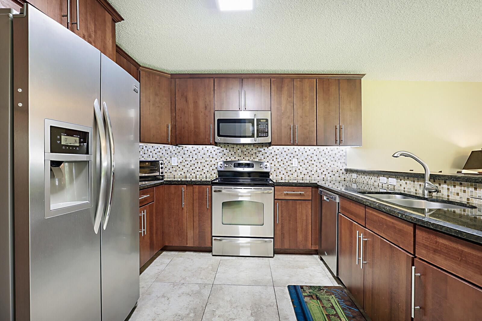 3329 Turtle Cove