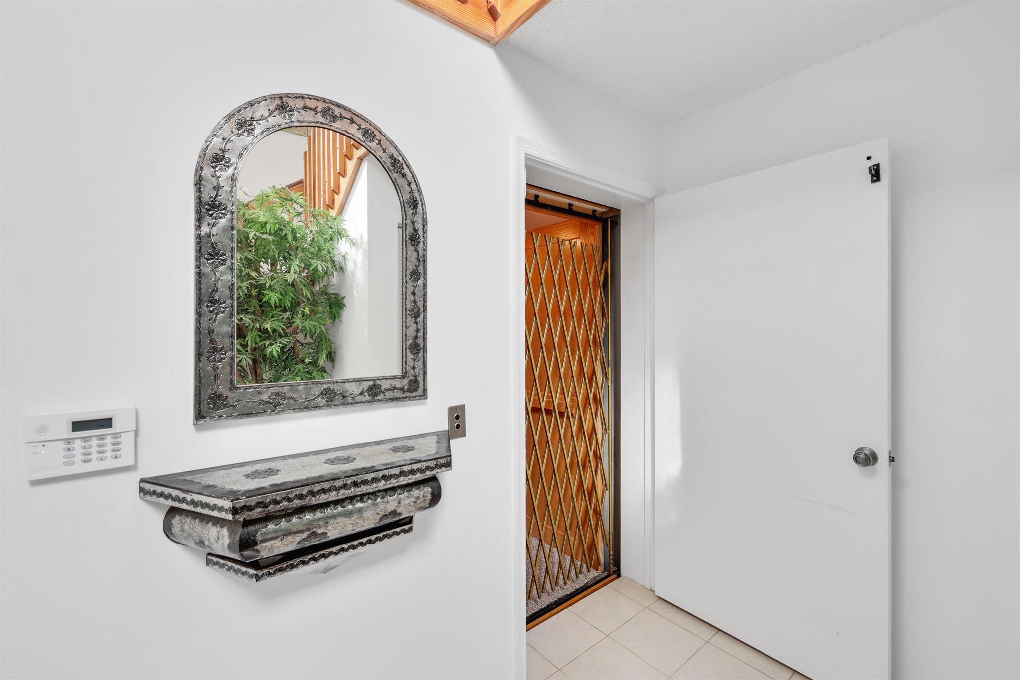 9757 Seacrest Circle Unit: 201