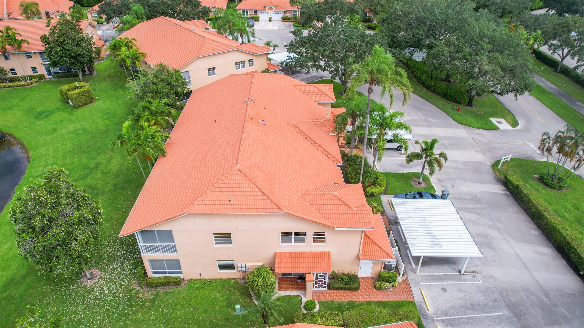 9757 Seacrest Circle Unit: 201