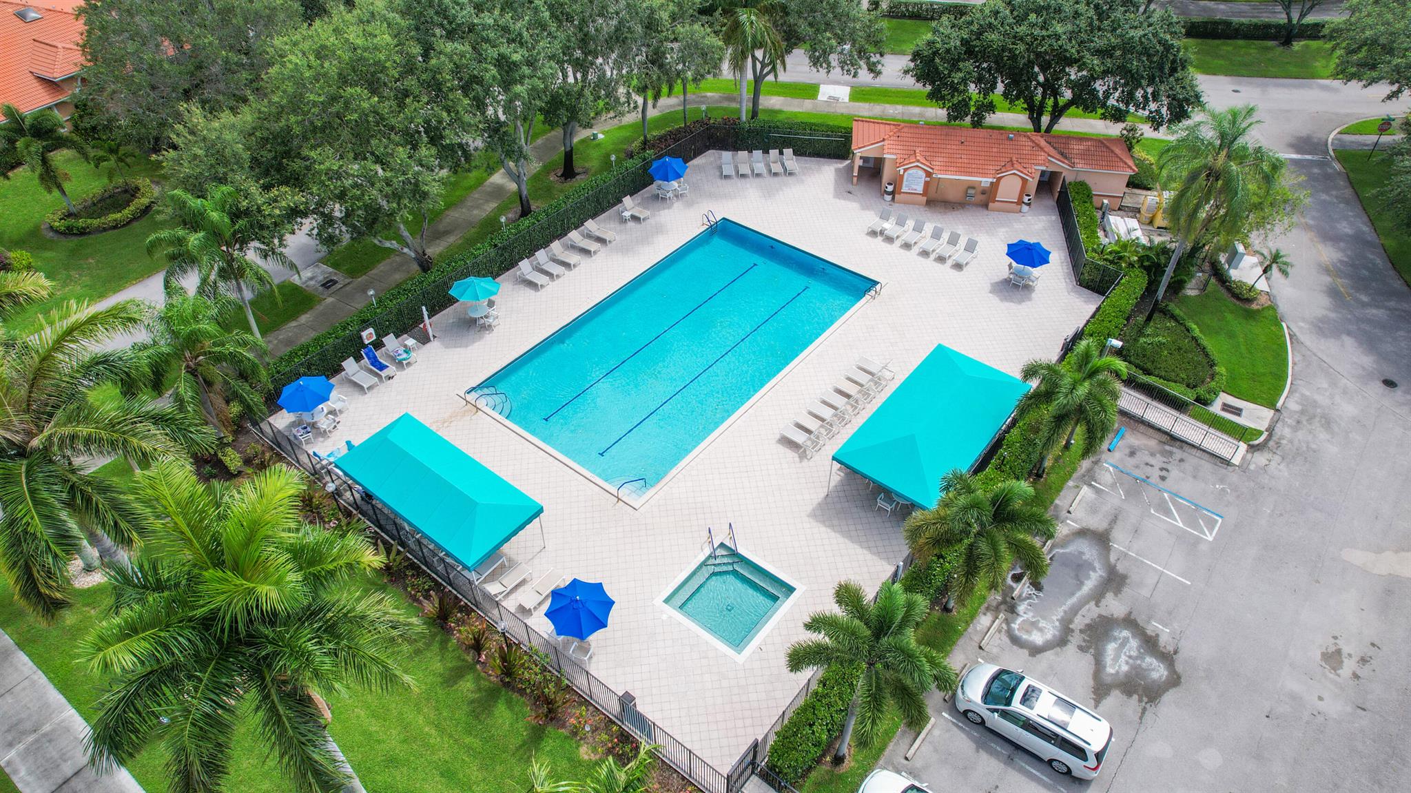 9757 Seacrest Circle Unit: 201