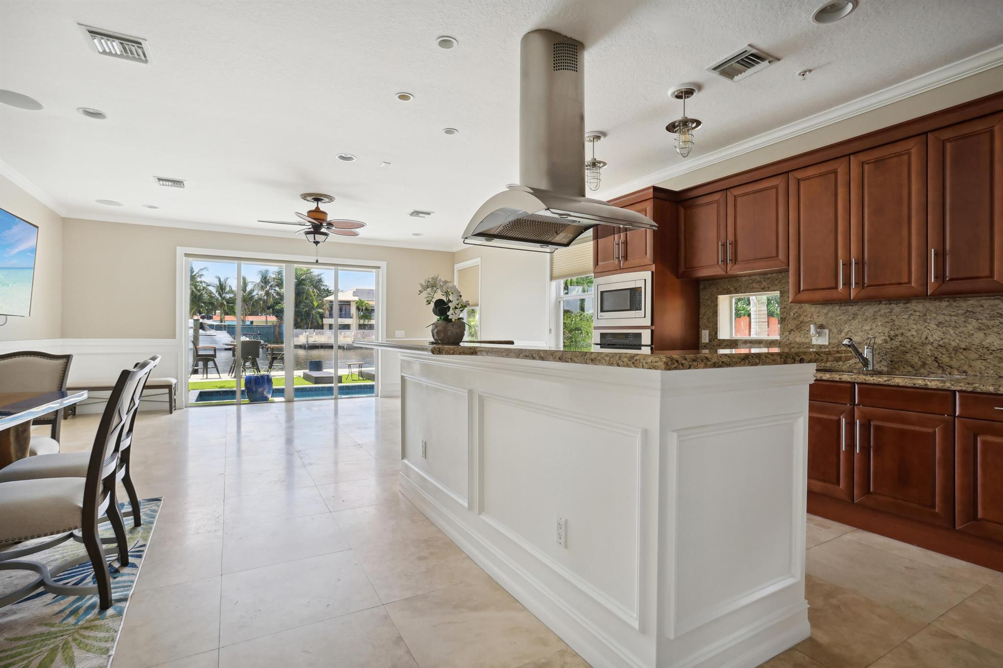 1368 Bayview Drive