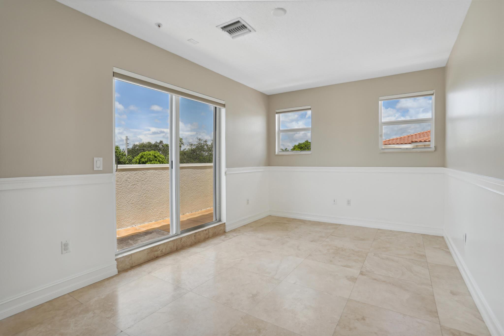 1368 Bayview Drive
