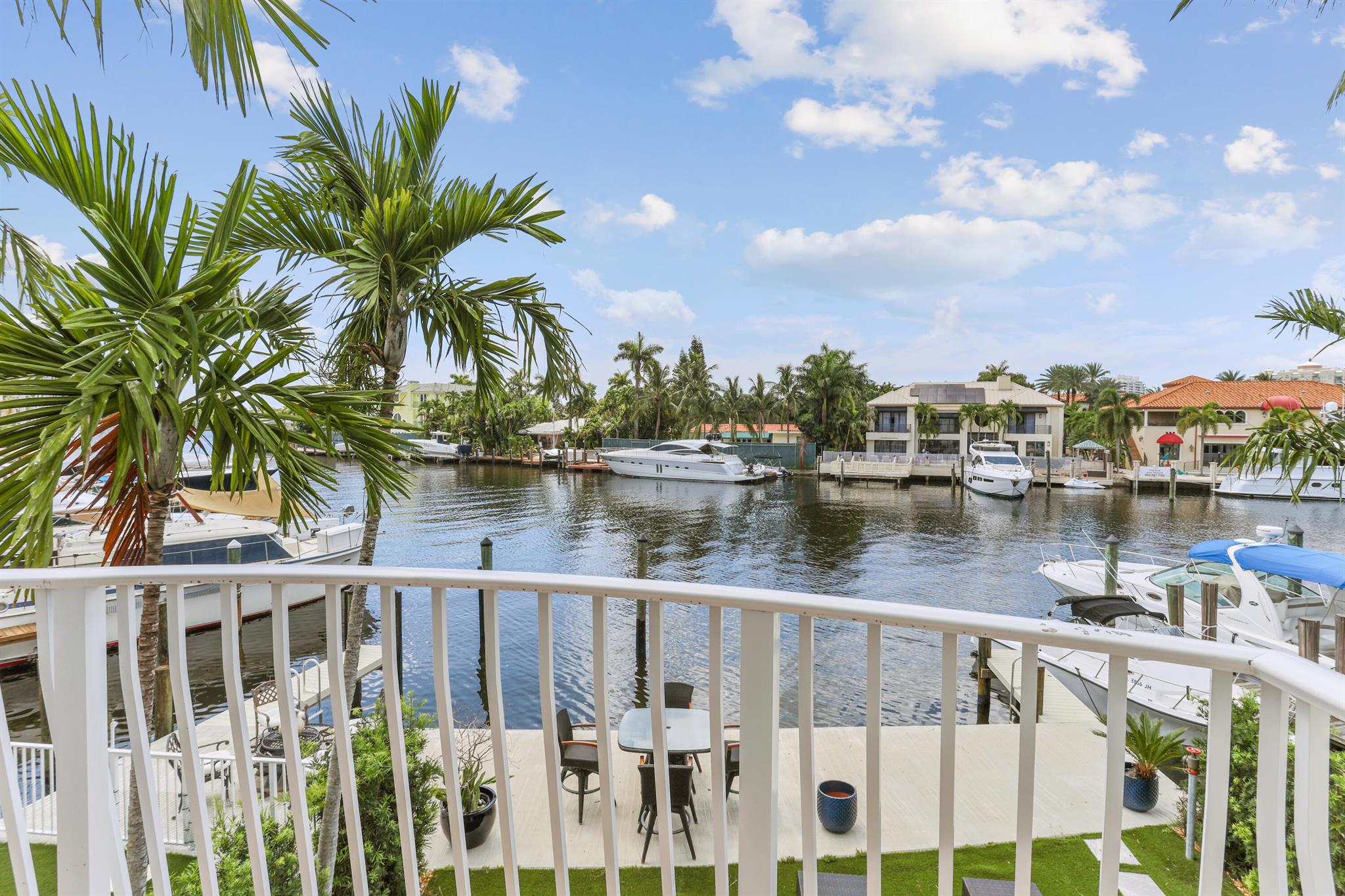 1368 Bayview Drive