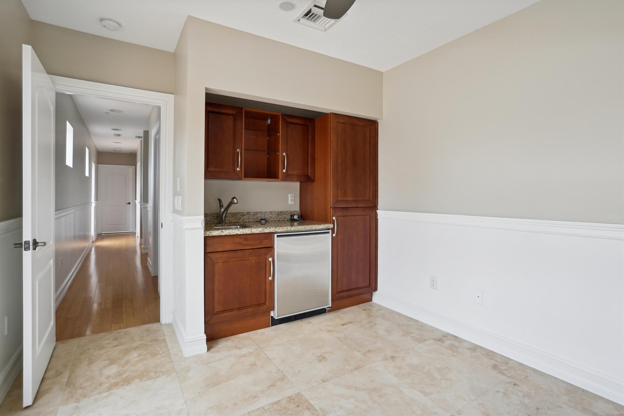 1368 Bayview Drive