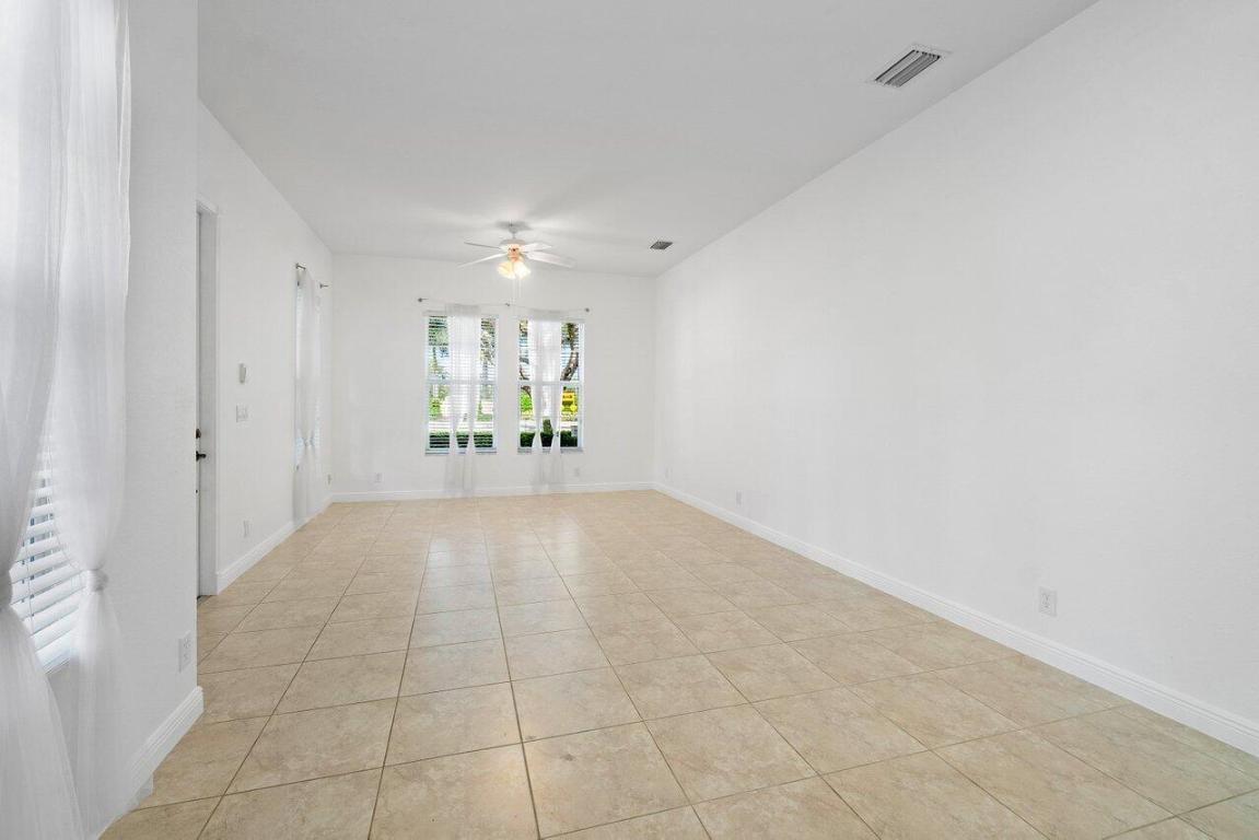 8209 NW 8th Way