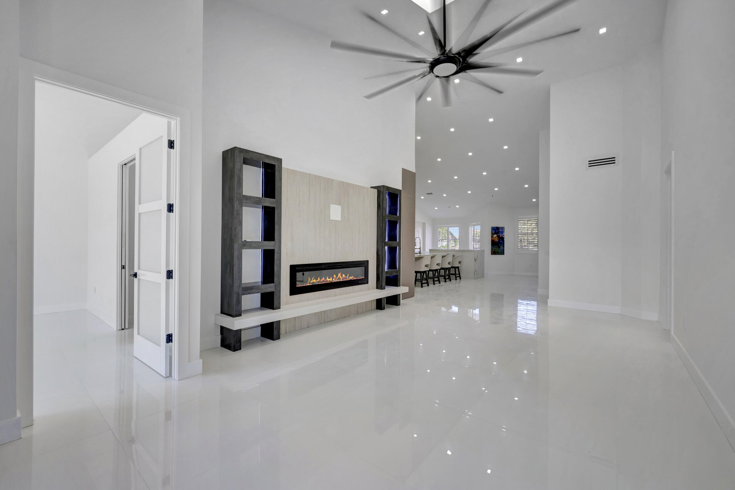 2444 NW 59th Street Unit: 1302