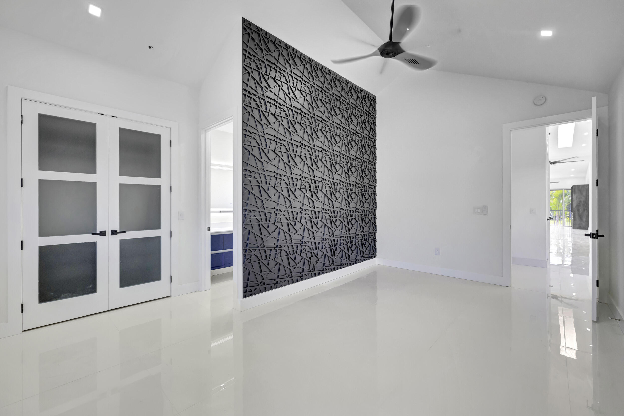 2444 NW 59th Street Unit: 1302