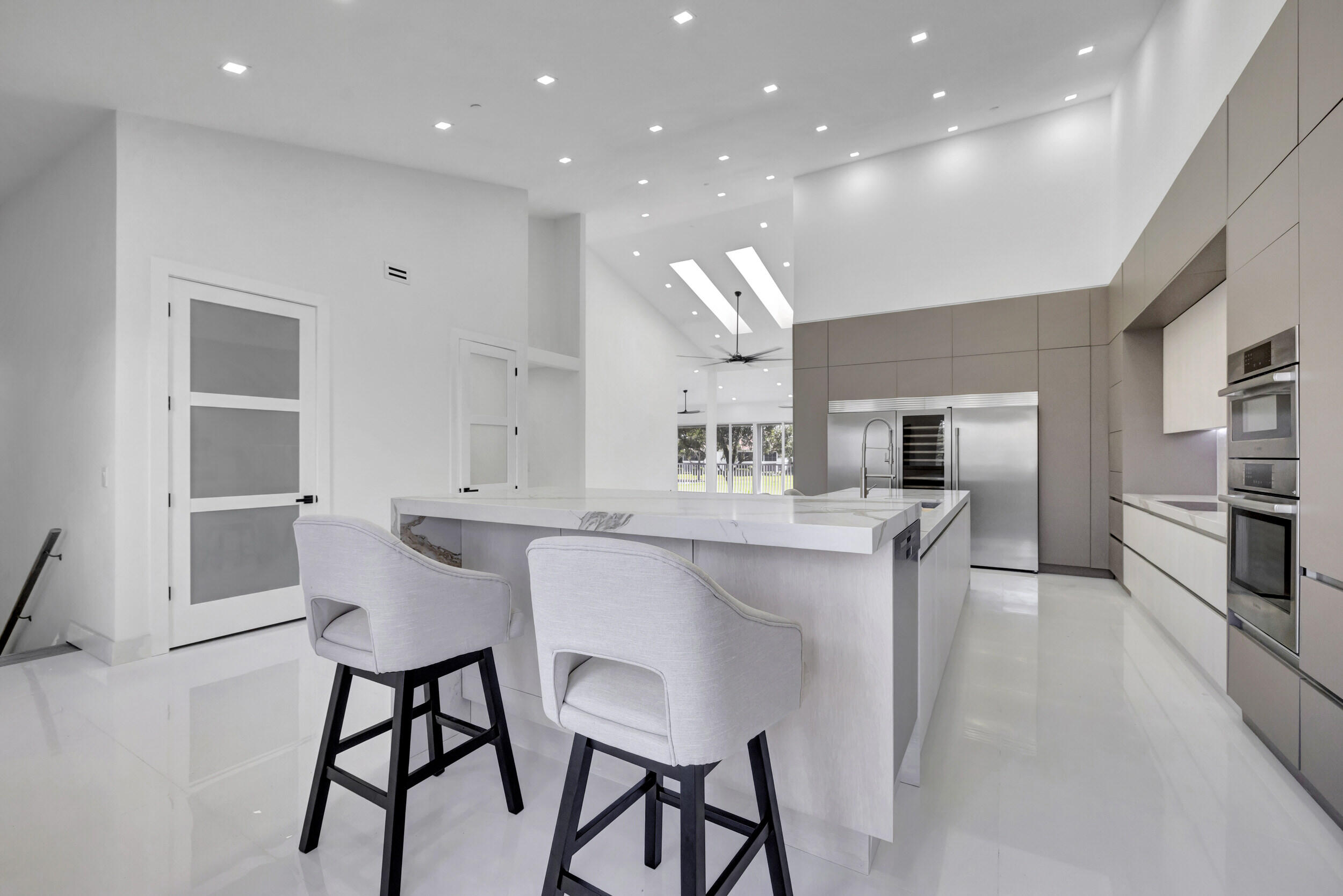 2444 NW 59th Street Unit: 1302