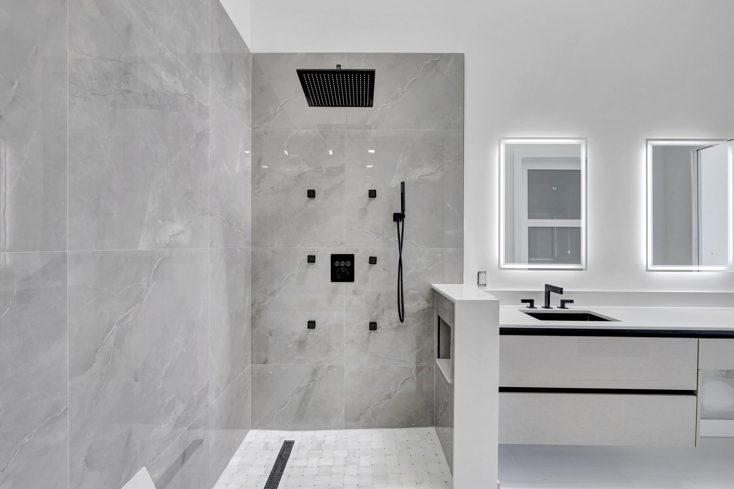 2444 NW 59th Street Unit: 1302