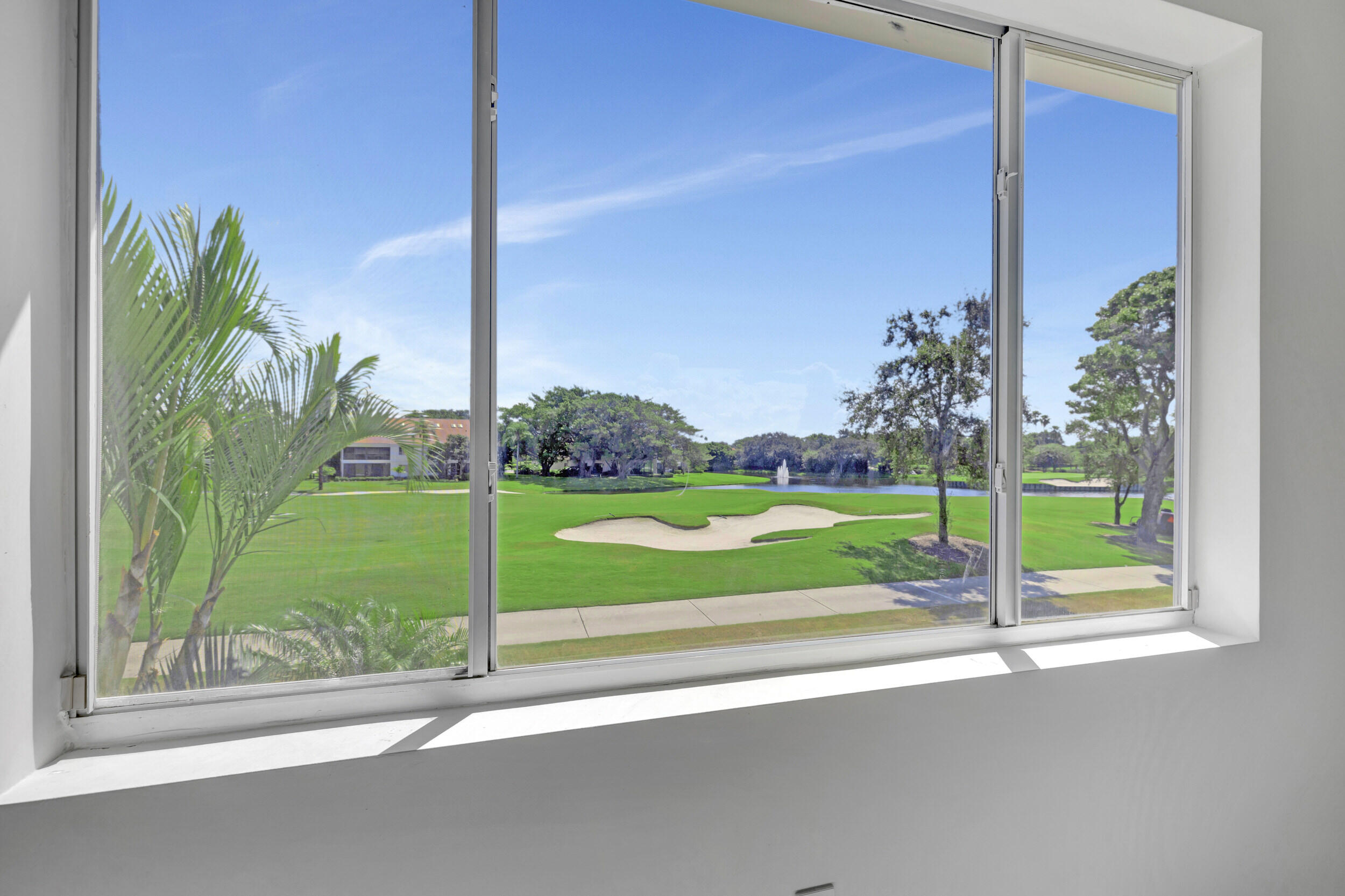 2444 NW 59th Street Unit: 1302