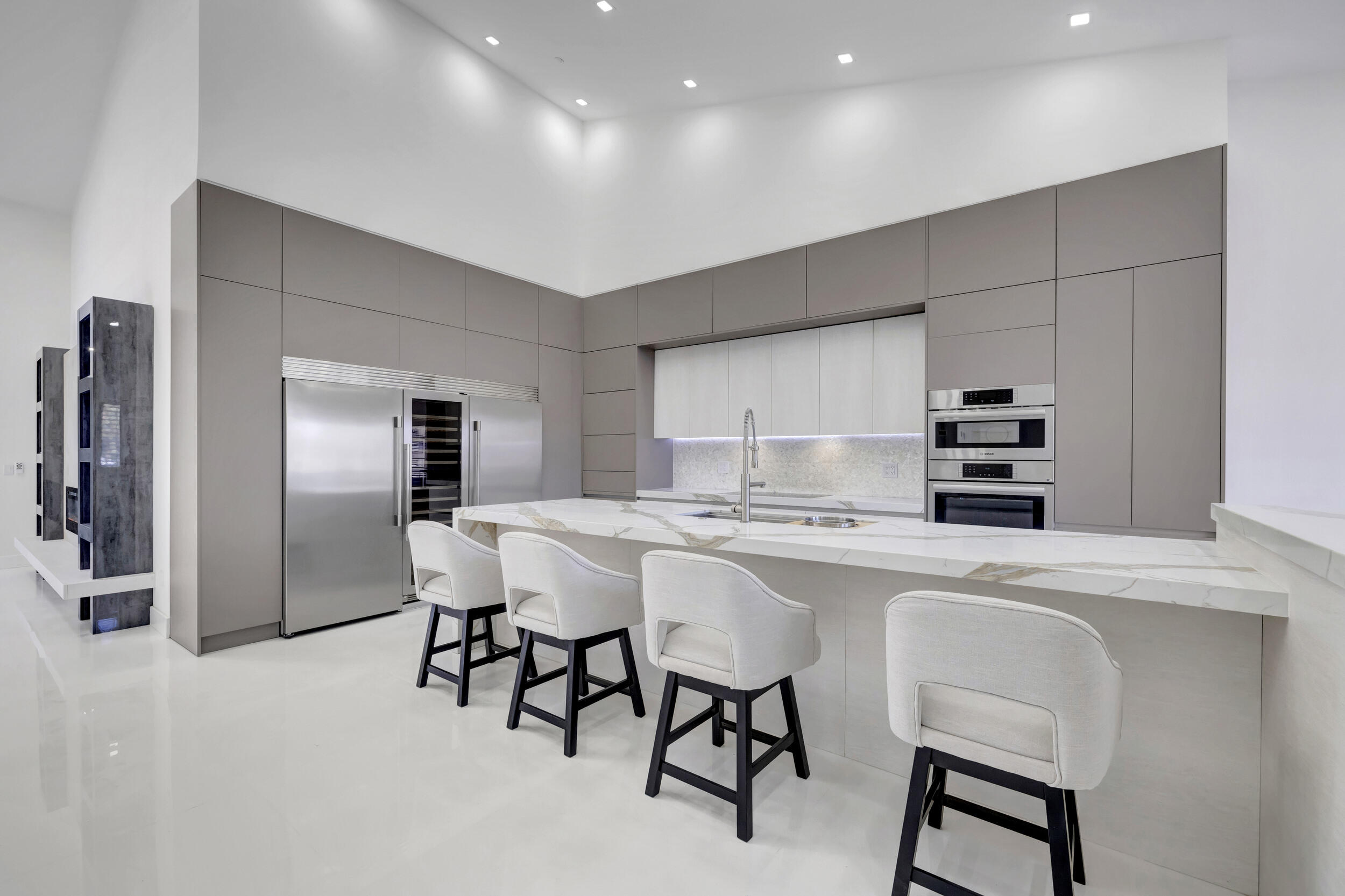 2444 NW 59th Street Unit: 1302