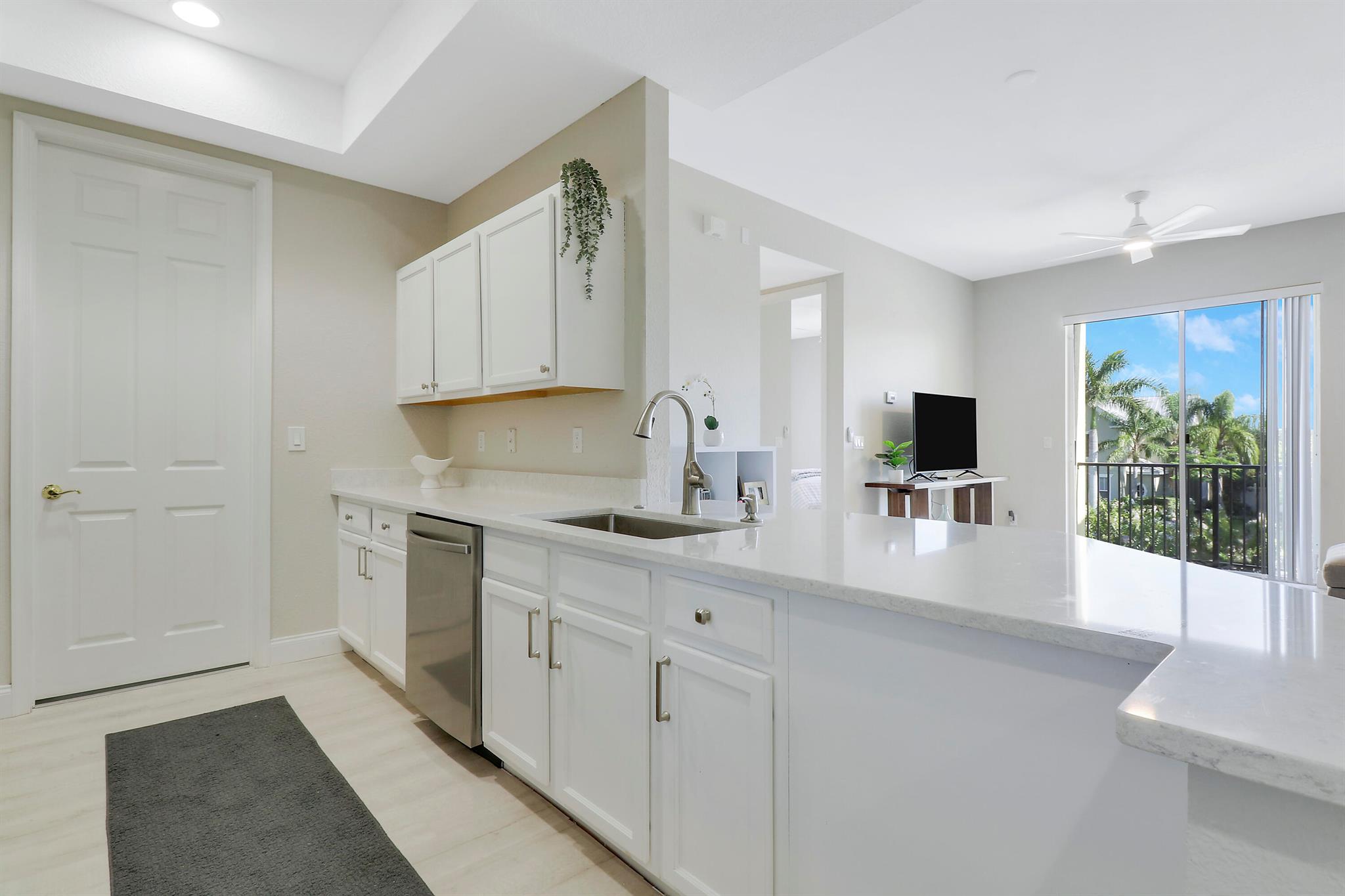10480 Stephanie Way Unit: 3206