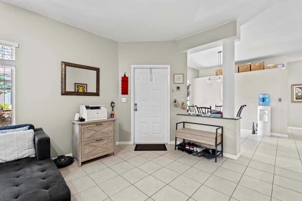 9932 Kamena Circle