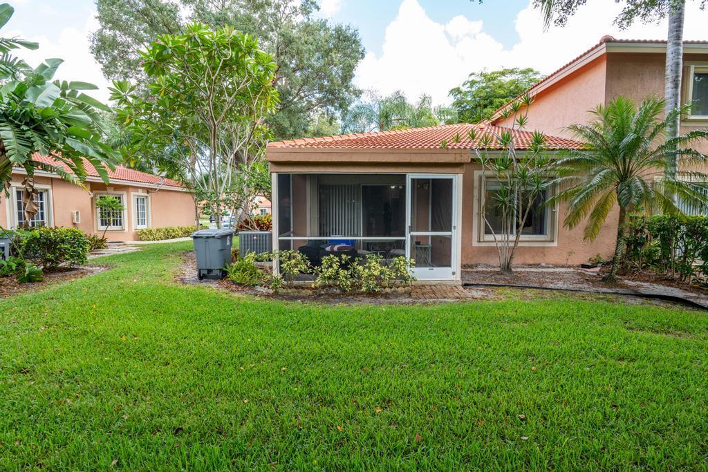 9932 Kamena Circle