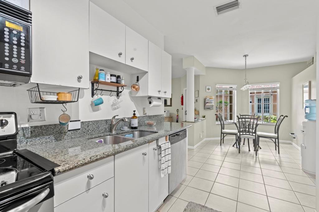 9932 Kamena Circle