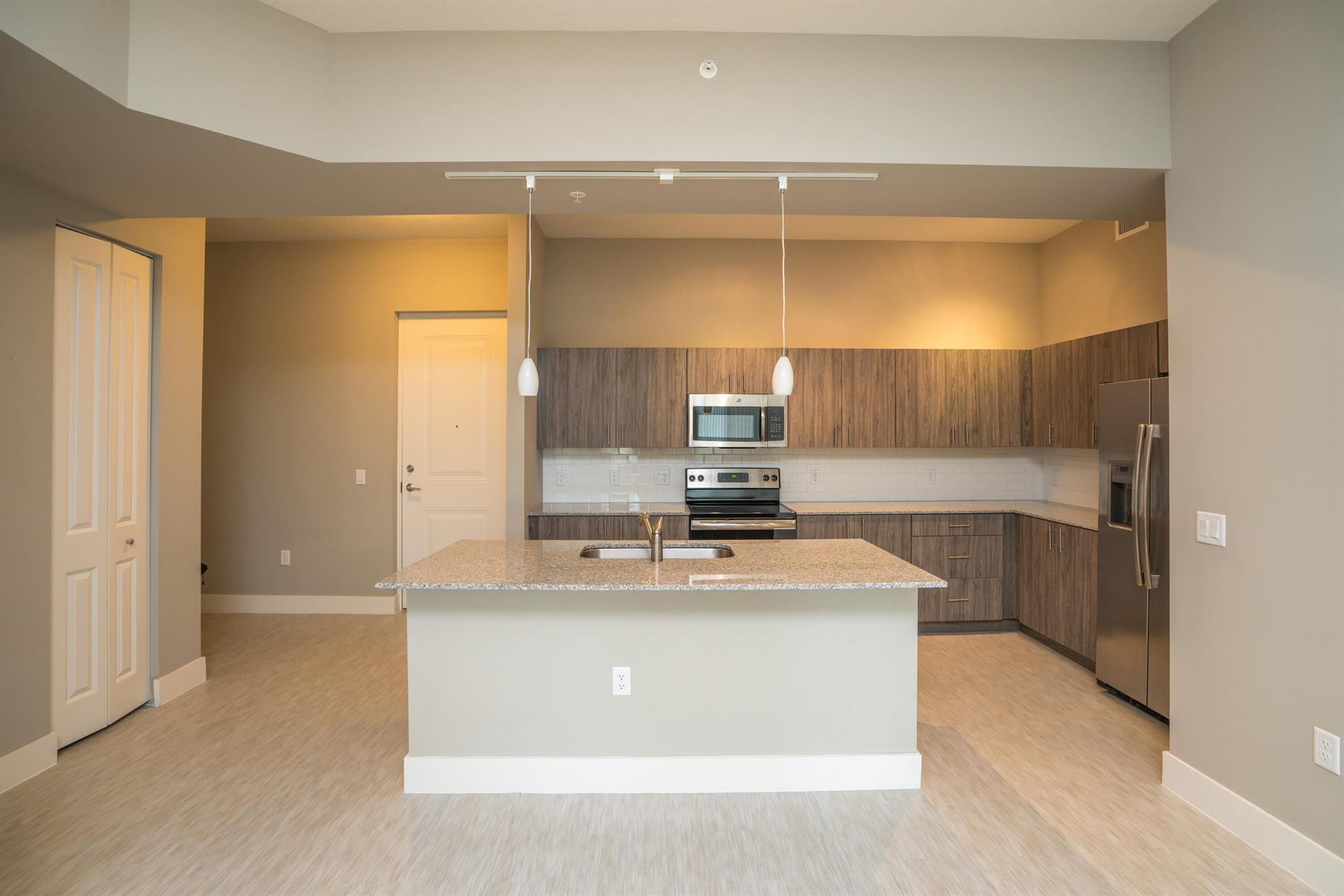 3130 W Latitude Circle Unit: 201