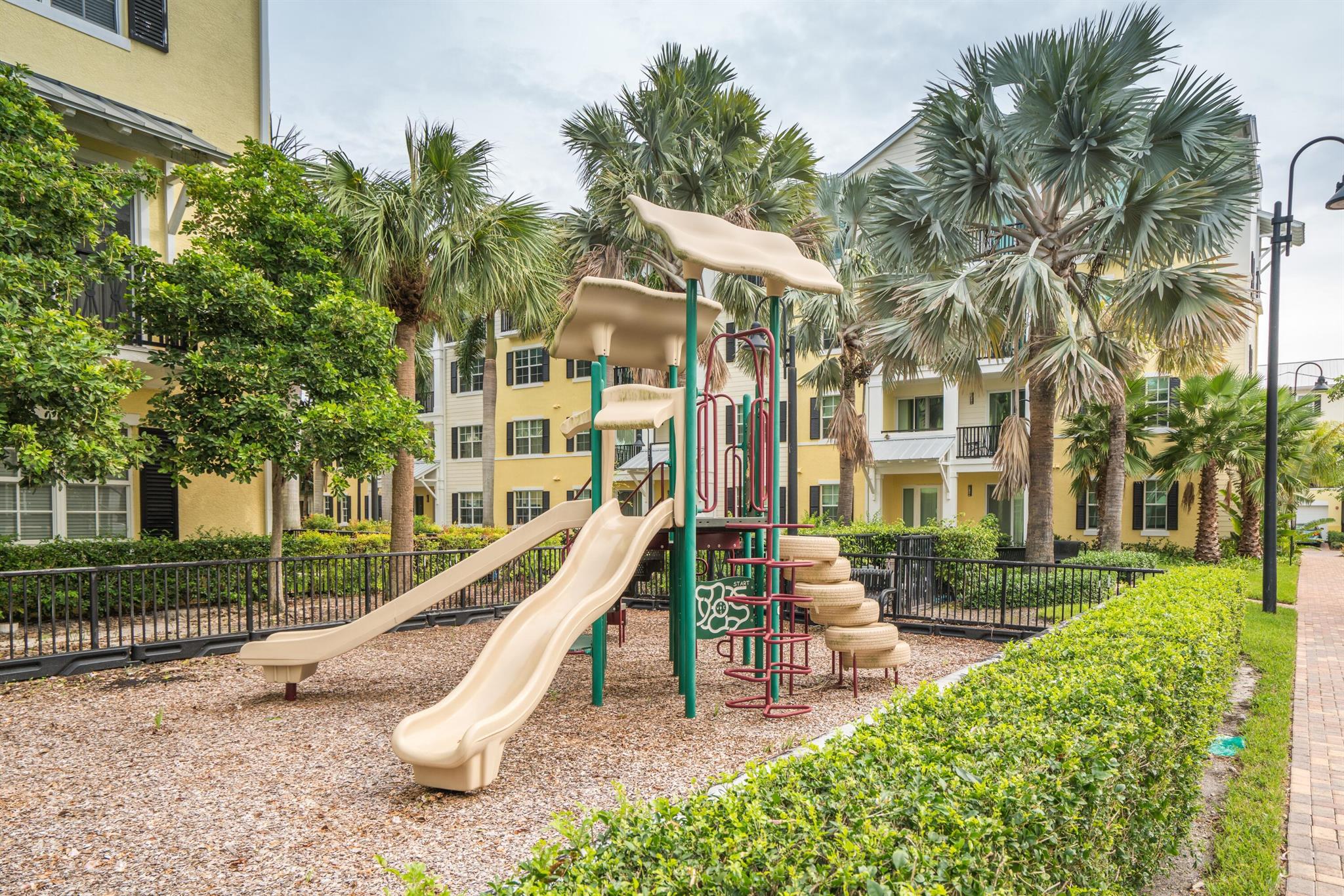 3130 W Latitude Circle Unit: 201