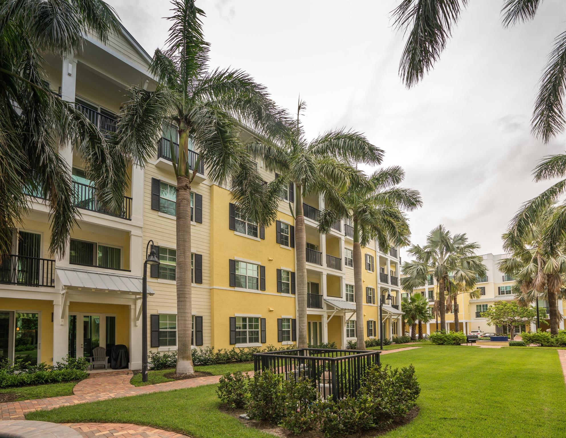 3130 W Latitude Circle Unit: 201