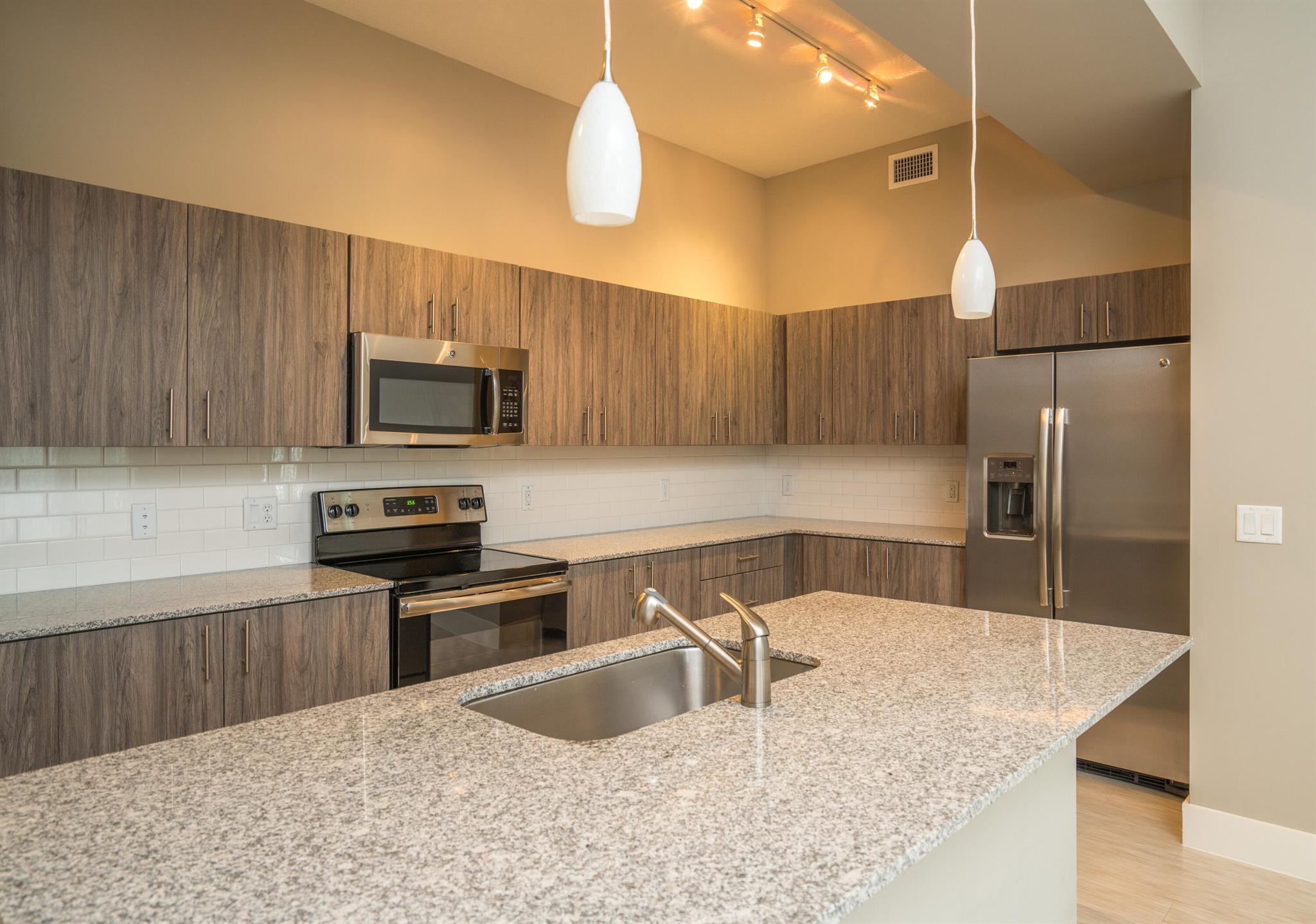 3130 W Latitude Circle Unit: 201