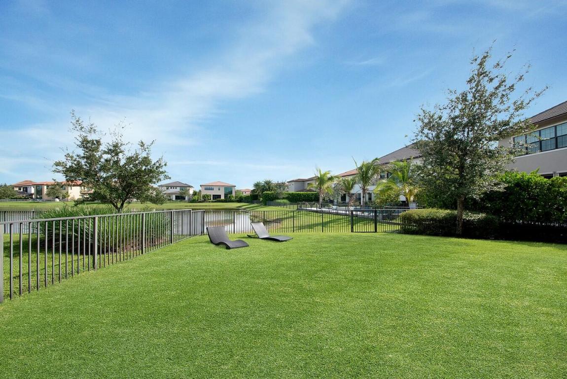 11600 Solstice Circle, Parkland