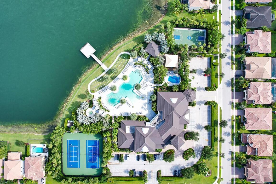 11600 Solstice Circle, Parkland