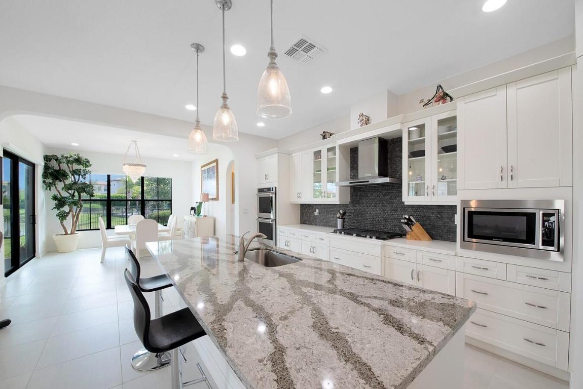 11600 Solstice Circle, Parkland