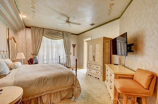 17747 Lake Estates Drive, Boca Raton