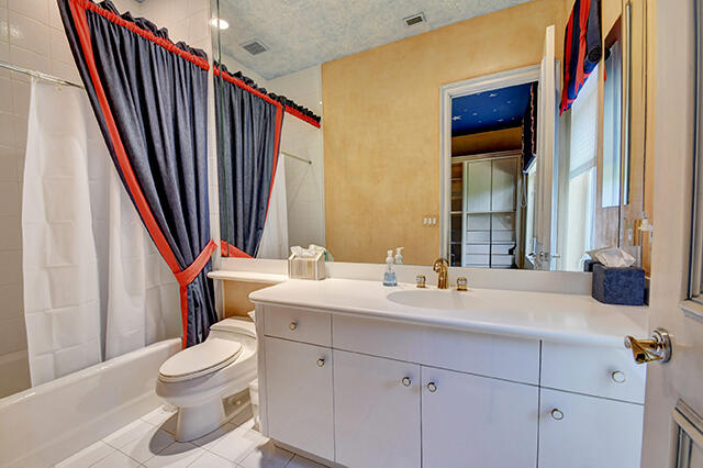 17747 Lake Estates Drive, Boca Raton