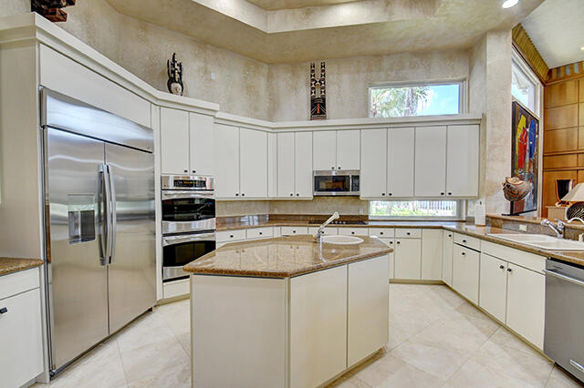 17747 Lake Estates Drive, Boca Raton