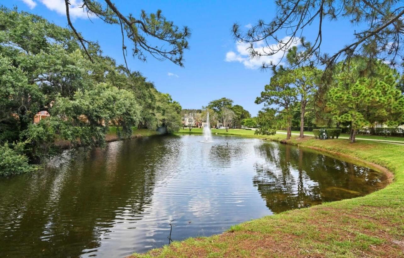 1055 Crystal Way Unit: J