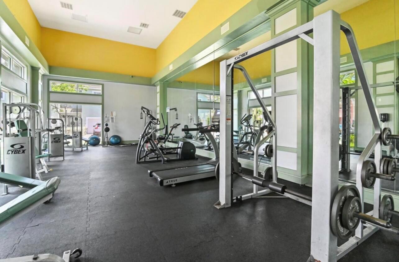 1055 Crystal Way Unit: J