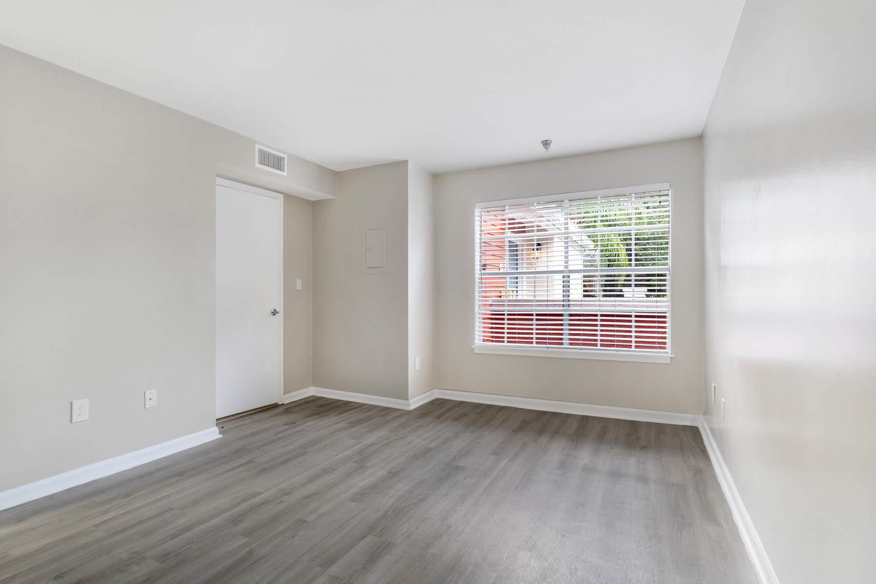 1055 Crystal Way Unit: J