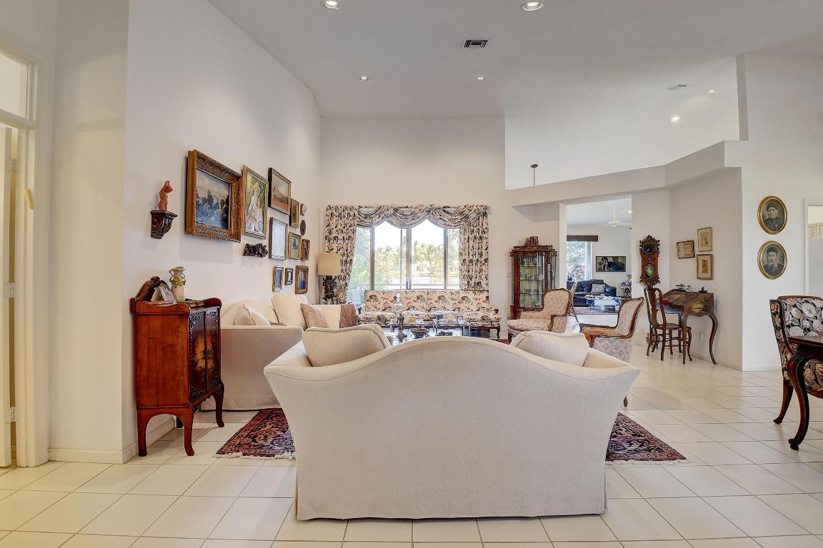 7580 Northport Drive Drive