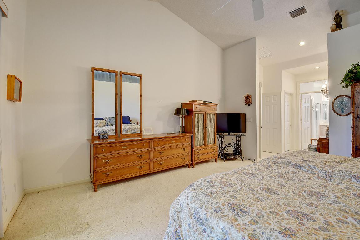 7580 Northport Drive Drive