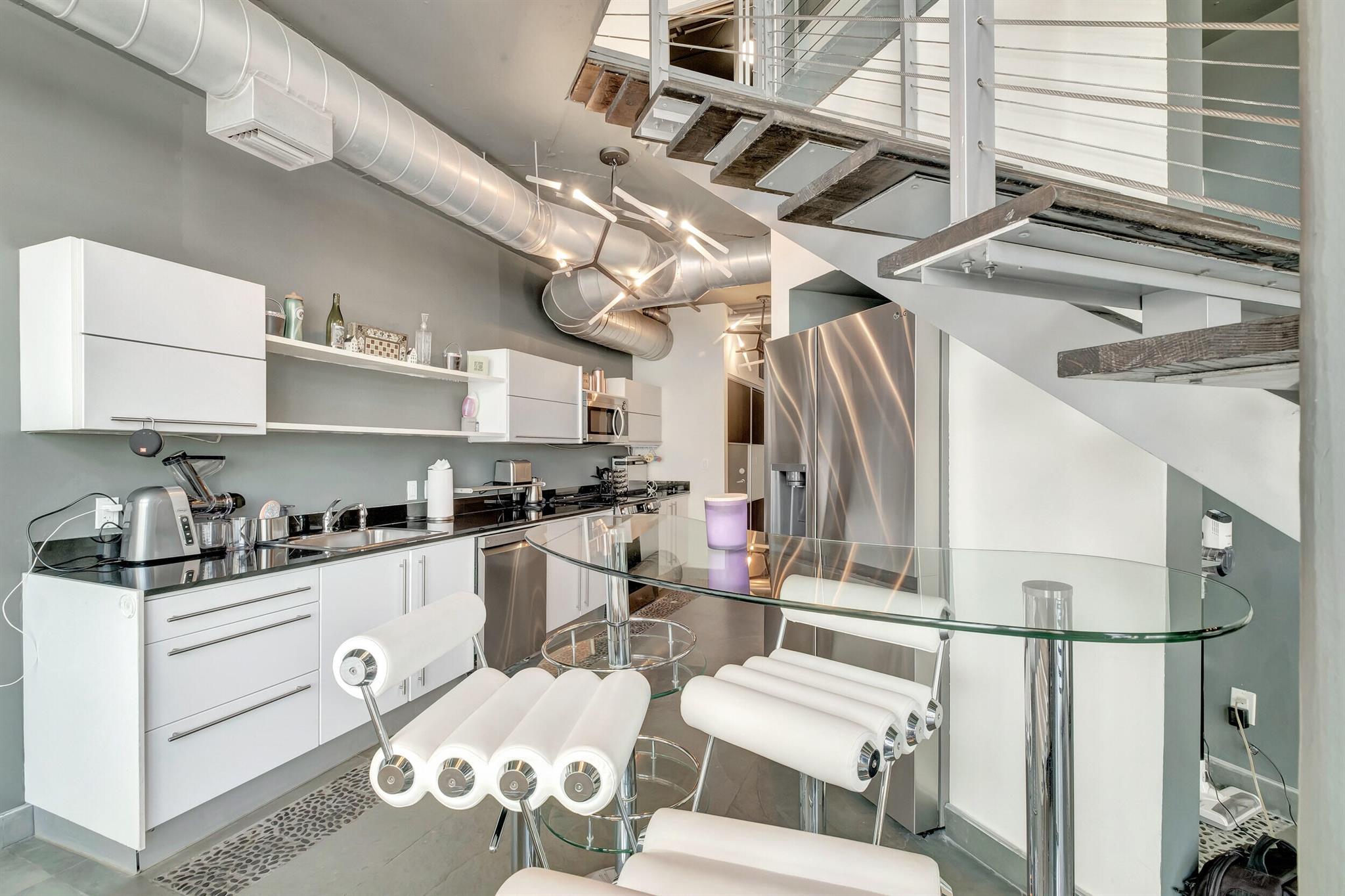 690 NE 1st Court Unit: 1901