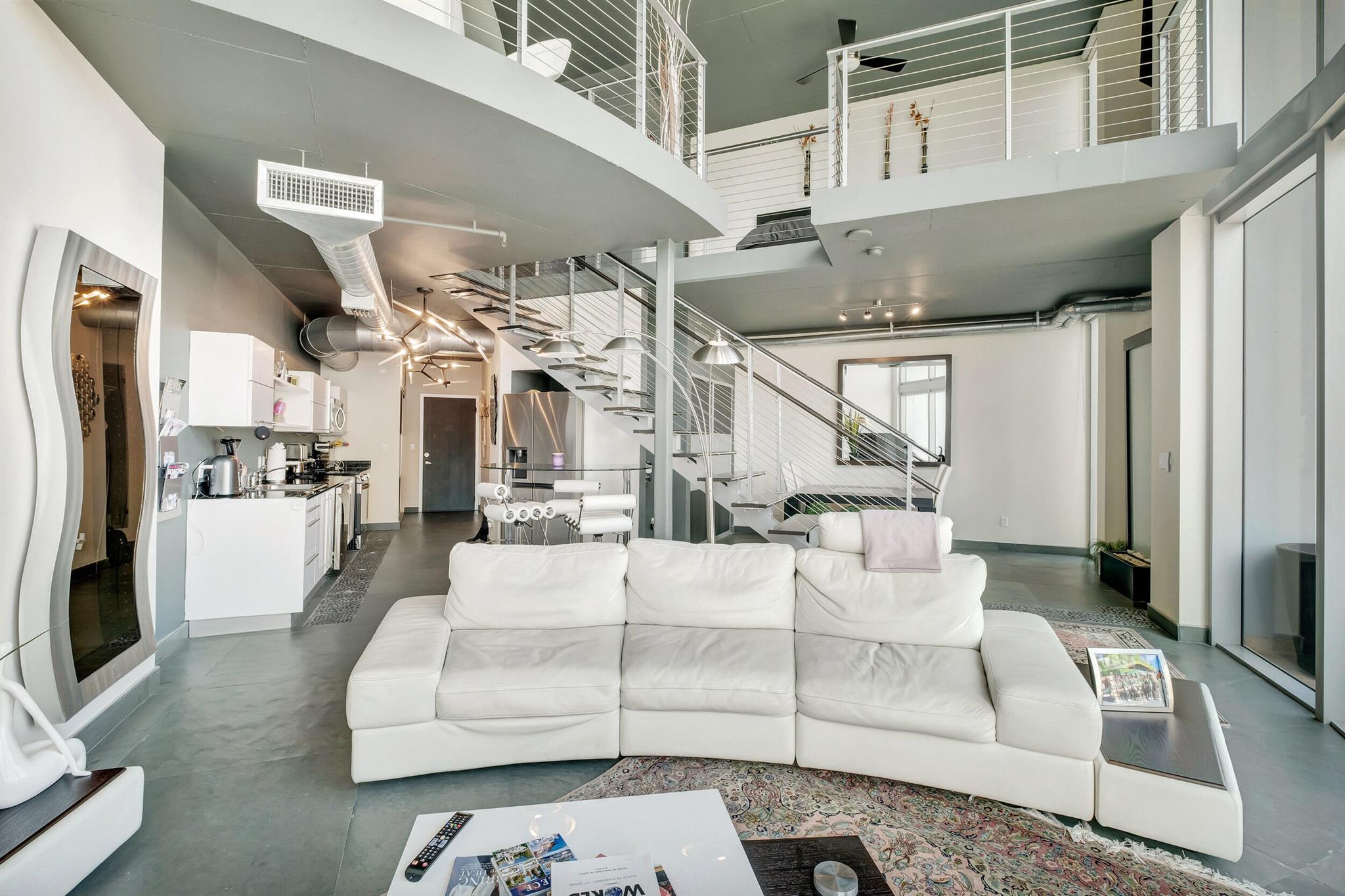 690 NE 1st Court Unit: 1901