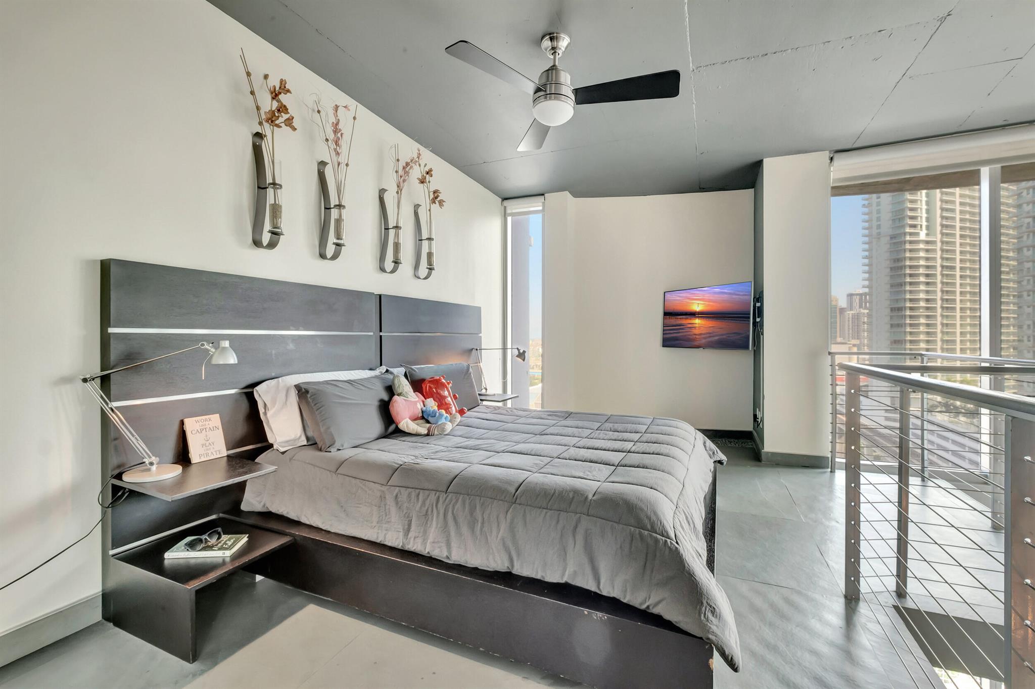 690 NE 1st Court Unit: 1901