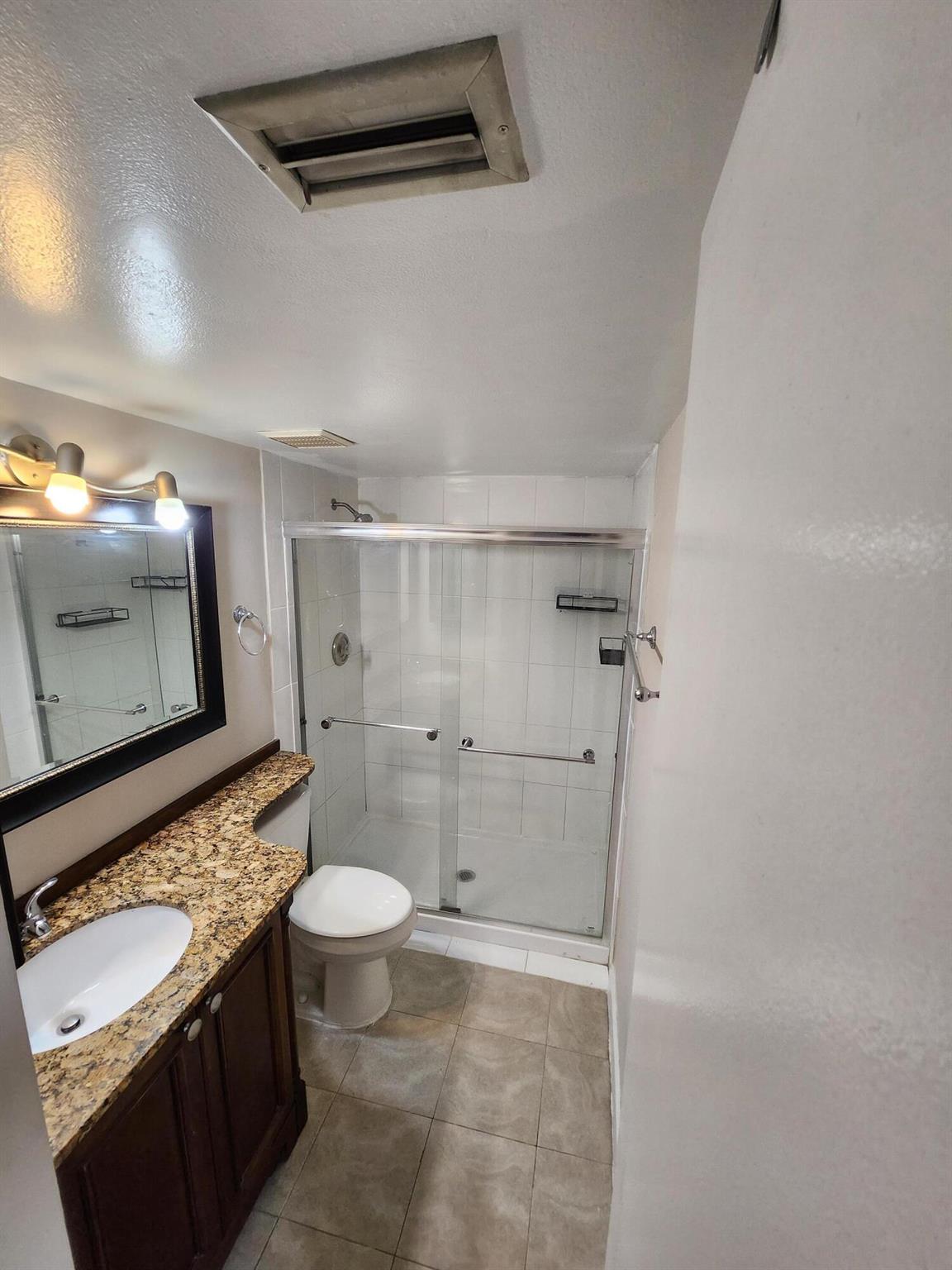 3100 Spanish Wells Drive Unit: 1-D