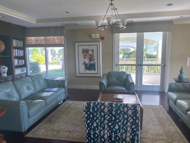 346 E Moorings Dr Drive Unit: 346