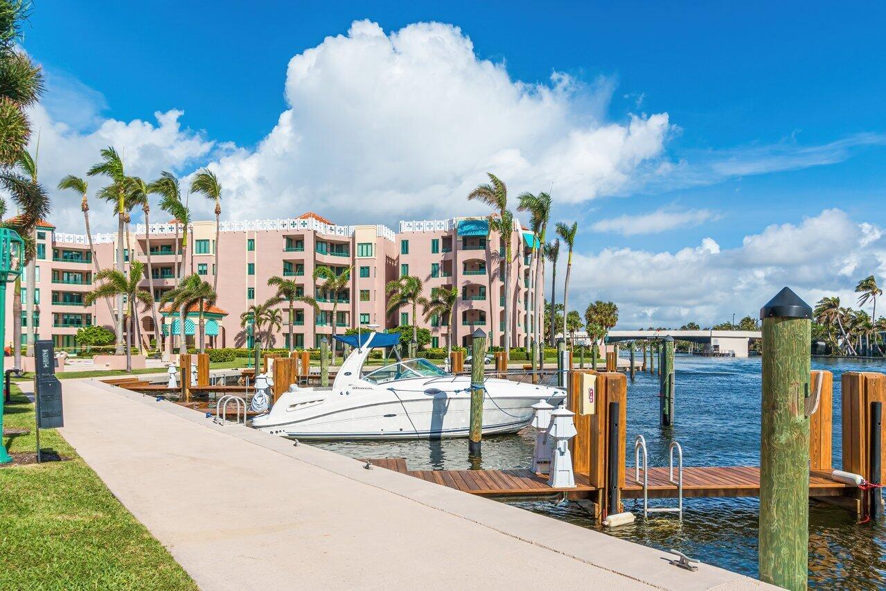 100 SE 5th Avenue Unit: 305