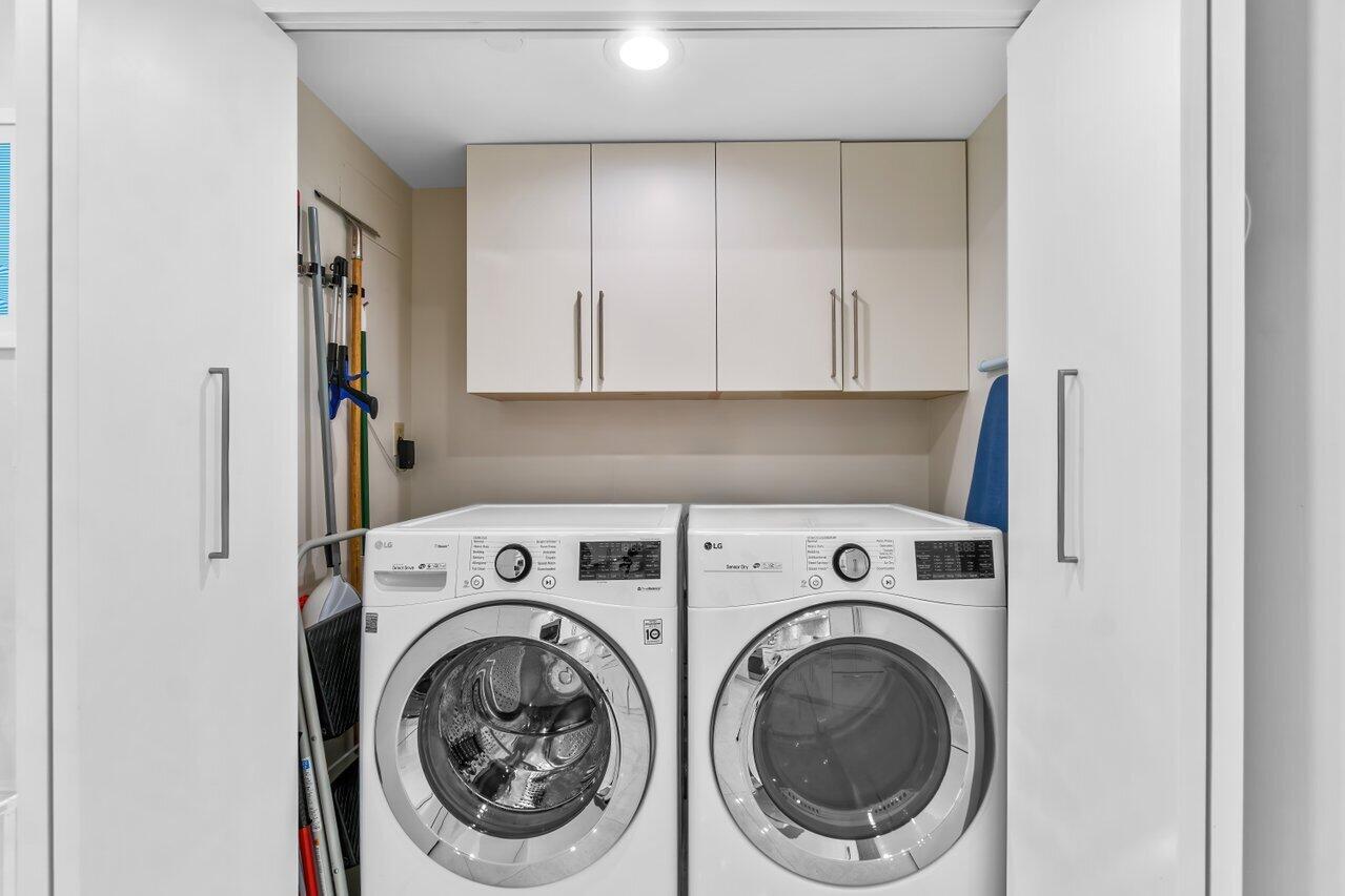 100 SE 5th Avenue Unit: 305