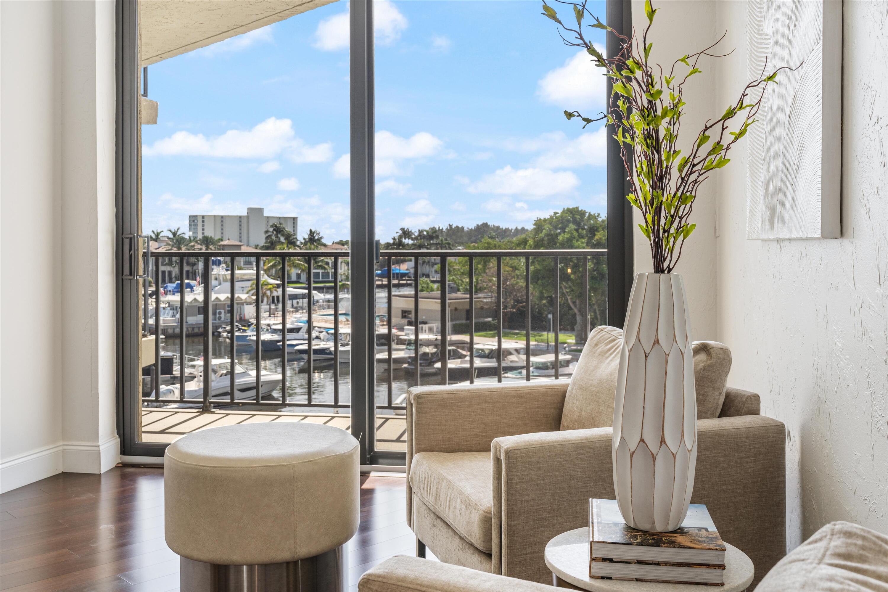 1035 S Federal Highway Unit: 204