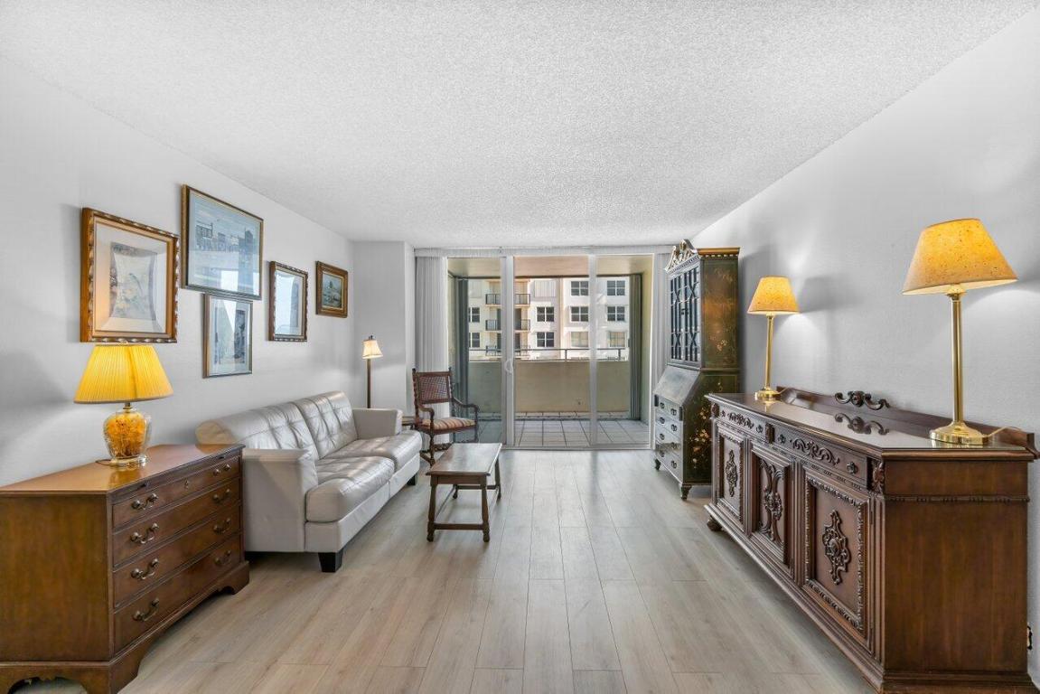 111 Briny Avenue 803, Pompano Beach Unit: 803