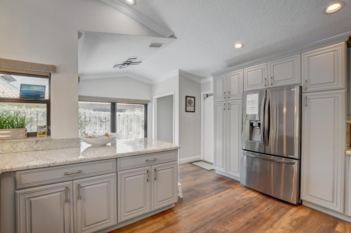 10198 Boca Woods Lane, Boca Raton