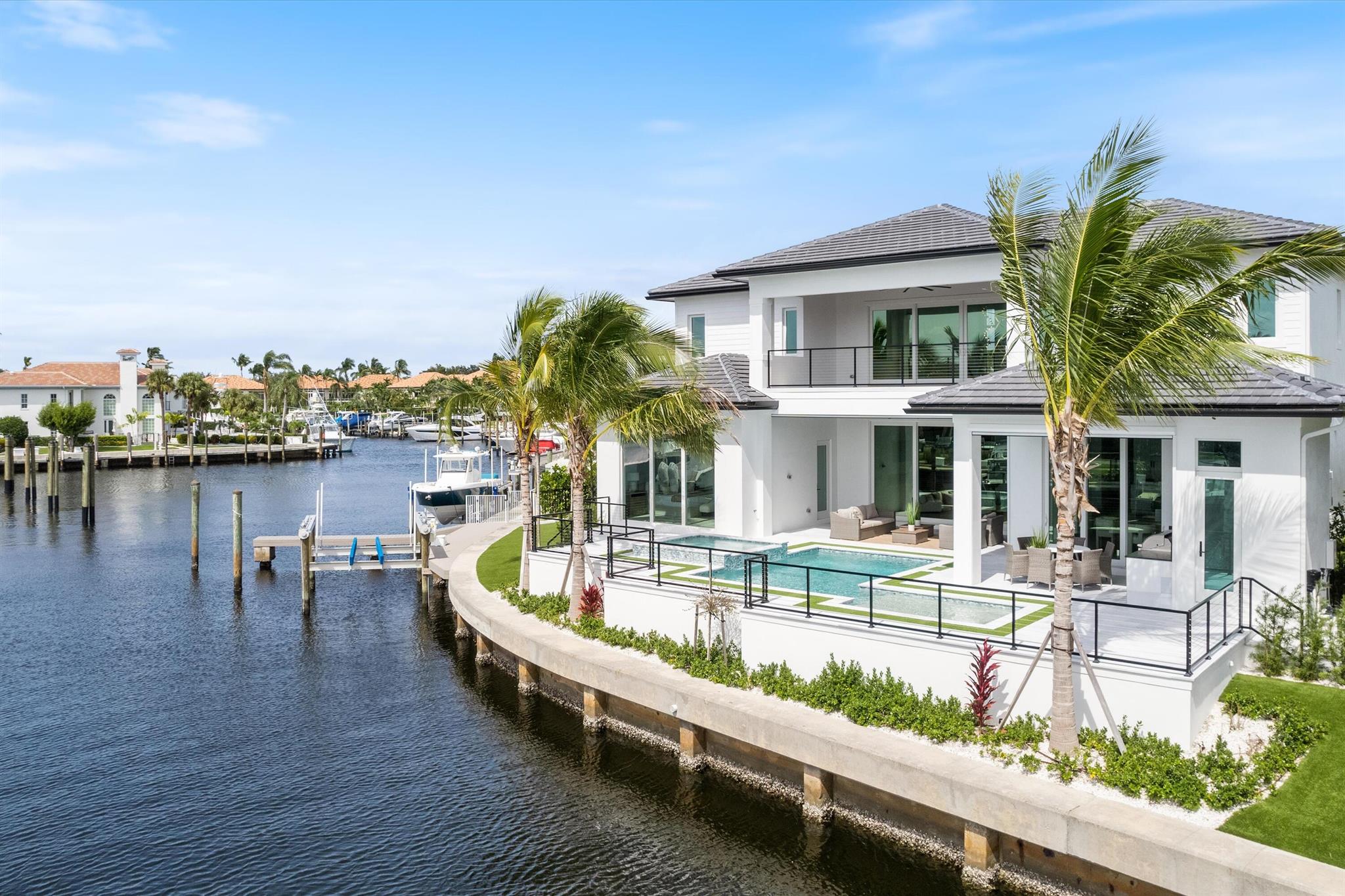 717 Harbour Point Drive