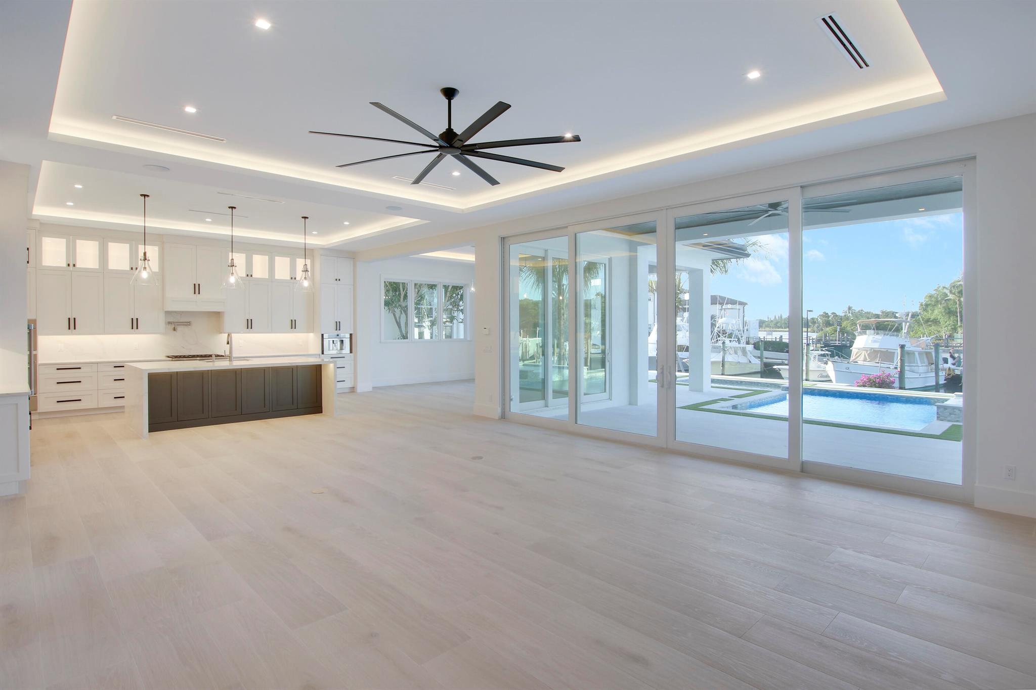 717 Harbour Point Drive