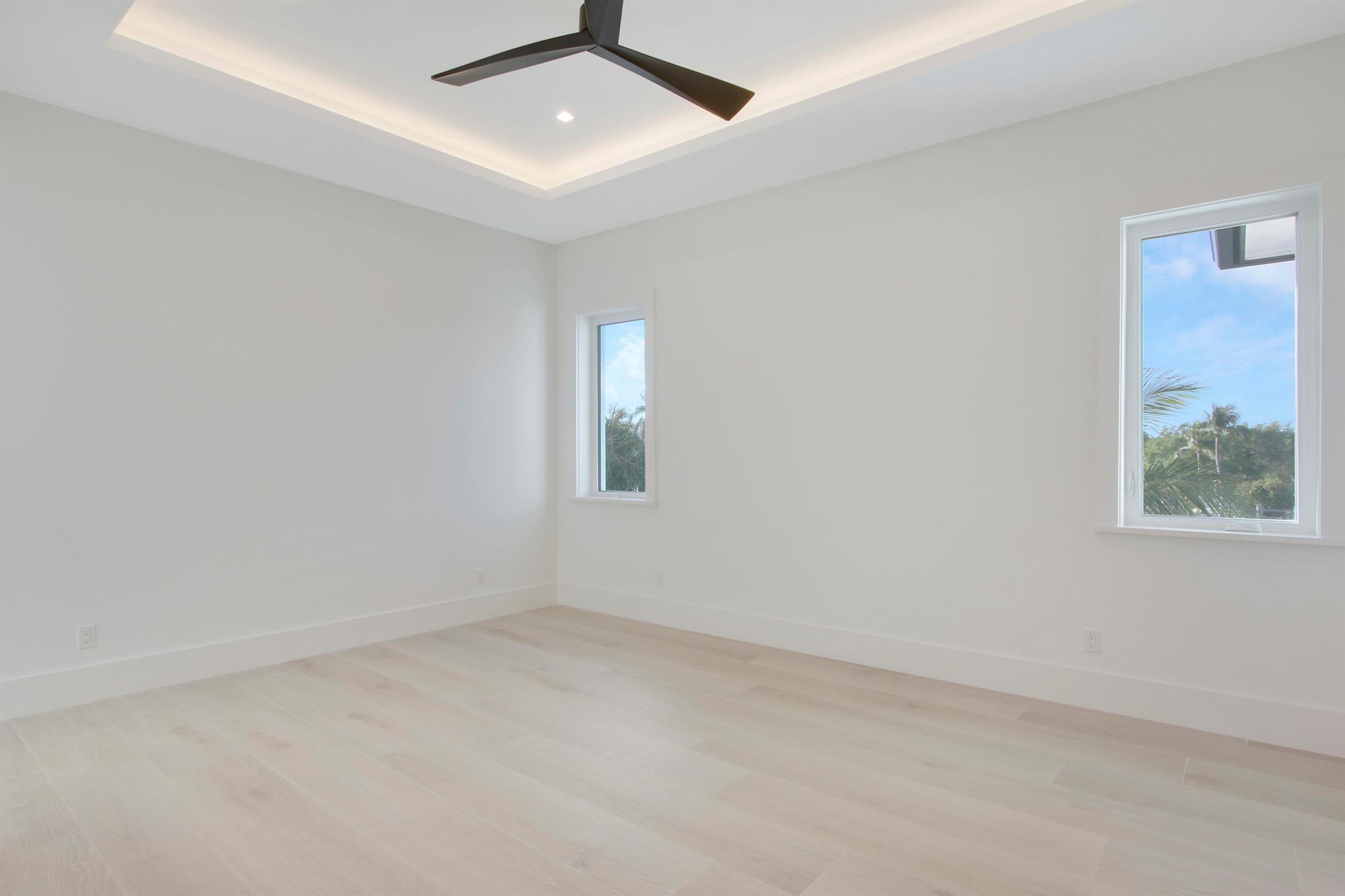 717 Harbour Point Drive