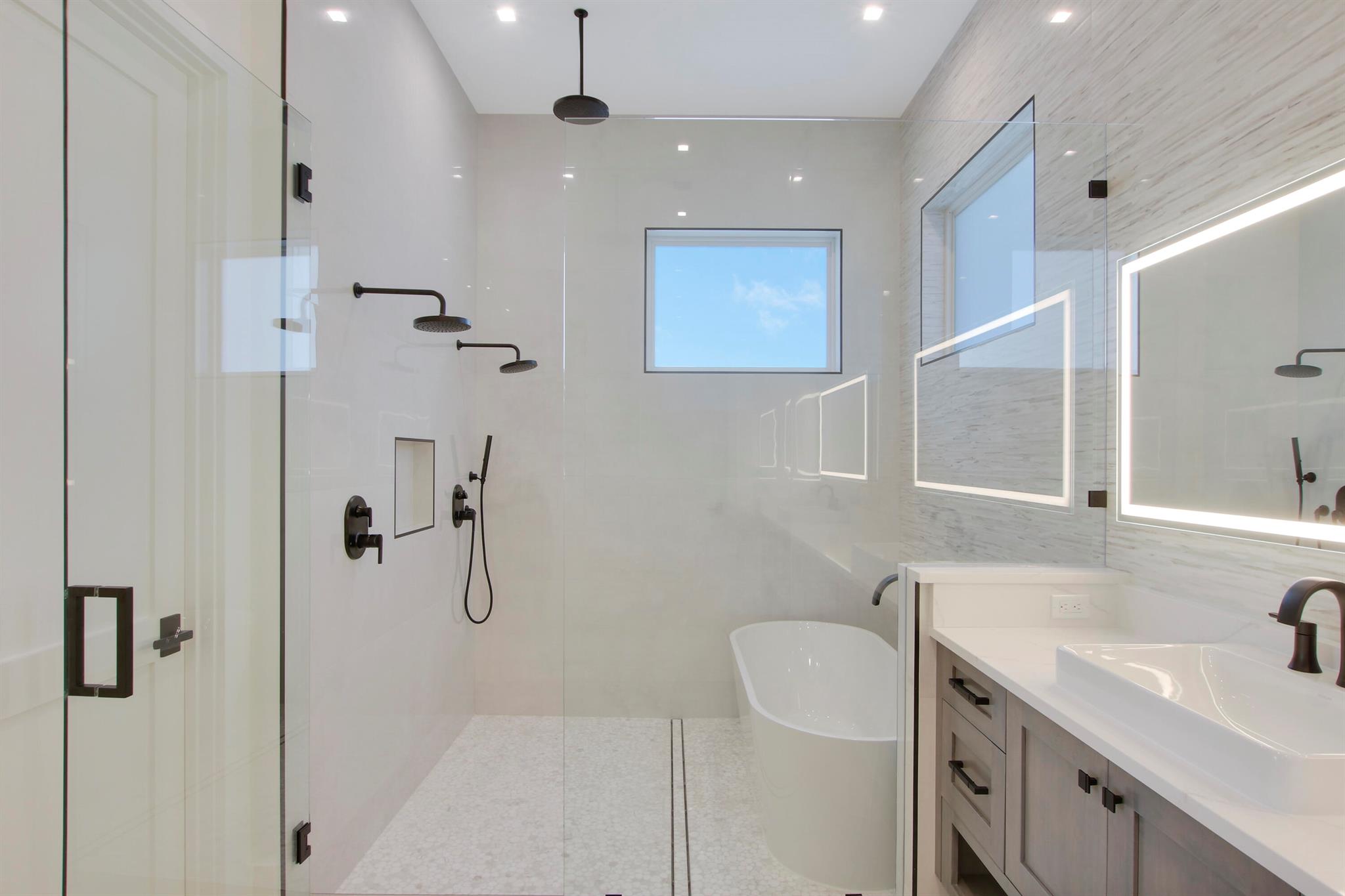 717 Harbour Point Drive