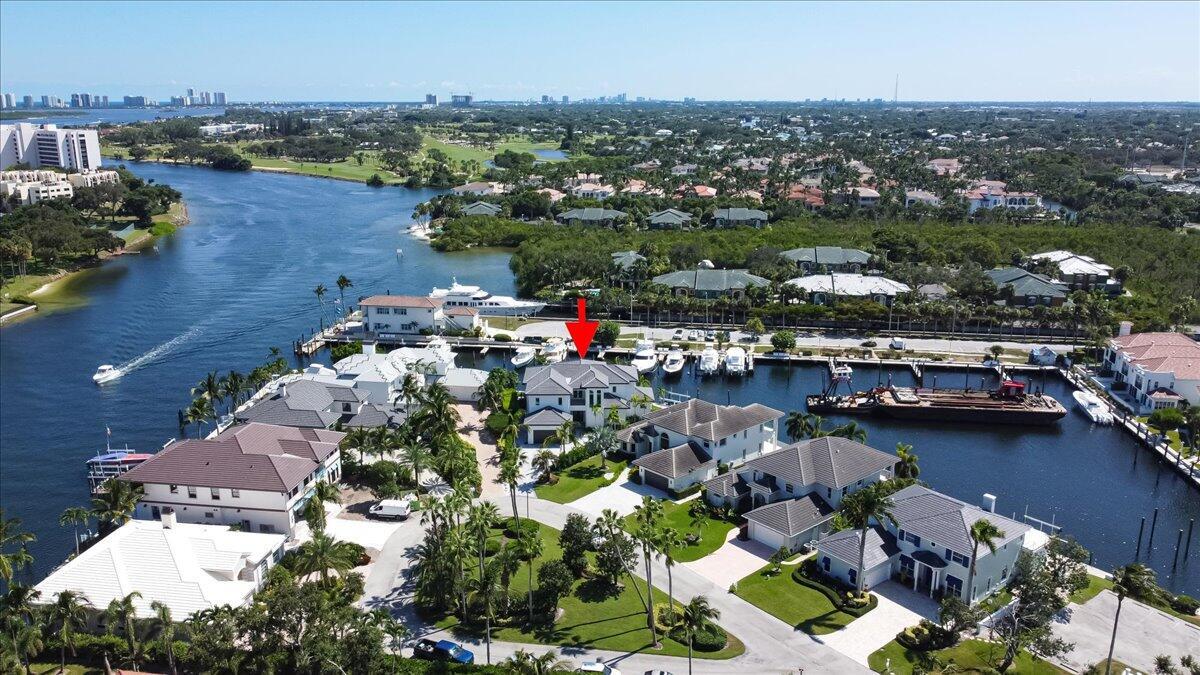 717 Harbour Point Drive