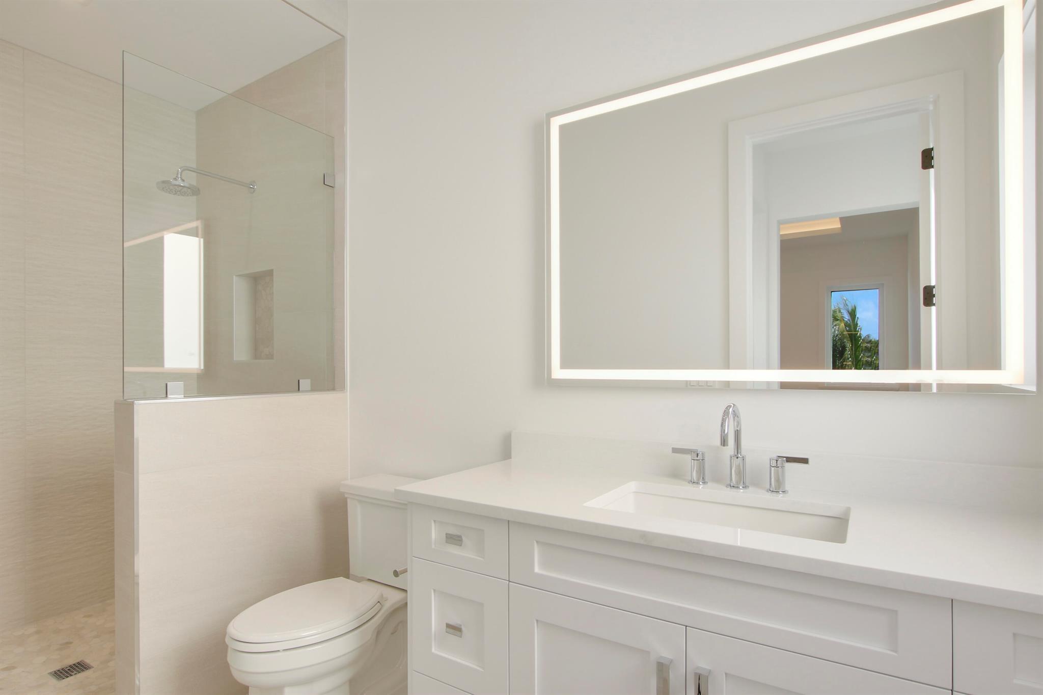 717 Harbour Point Drive